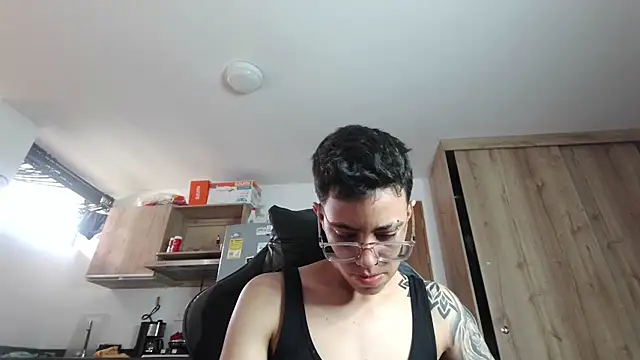 Cutie_Shy_ stripchat live cam model