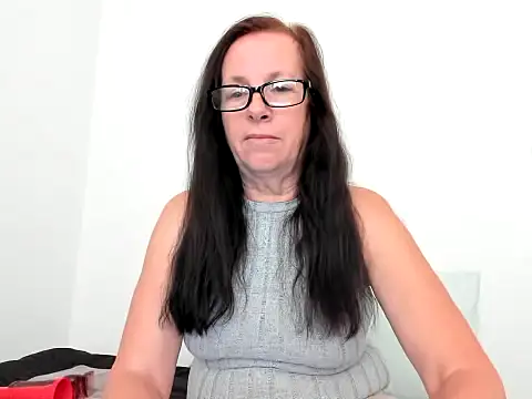 VerySassyPeachGoddess stripchat live cam model
