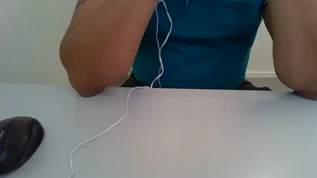 Moreno_Casado_Safado stripchat live cam model