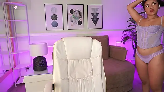 IvyGrabes stripchat live cam model
