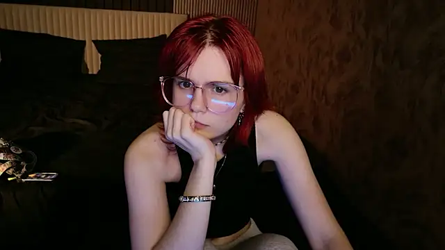 Avrora_Vance stripchat live cam model