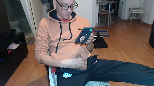 guachin_hunk stripchat live cam model