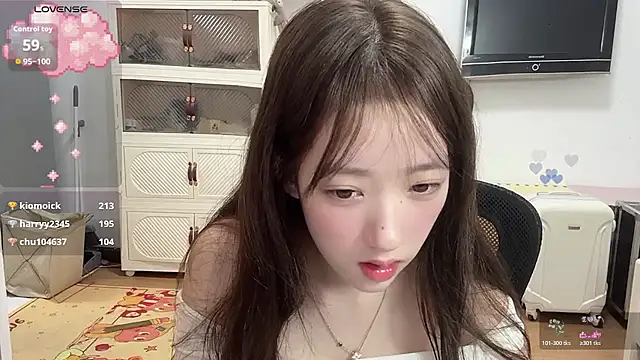 umi-dd stripchat live cam model