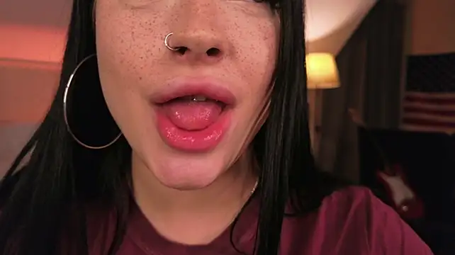 LisaaLiss stripchat live cam model