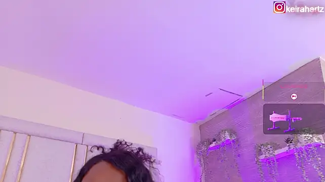 Keirahartz stripchat live cam model
