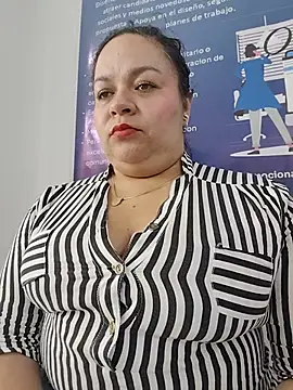 Charlott-1 stripchat live cam model