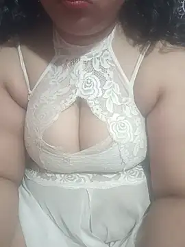 cutie40 stripchat live cam model