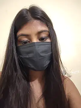 RAGNI-Love stripchat live cam model