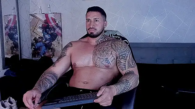 Cristian_Walker stripchat live cam model