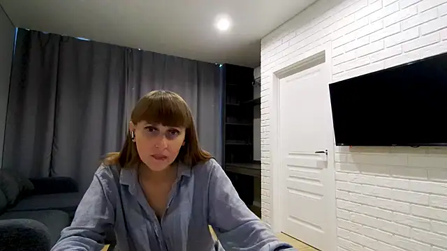 Daniella_Lorente stripchat live cam model