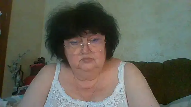 MilaSky5303 stripchat live cam model