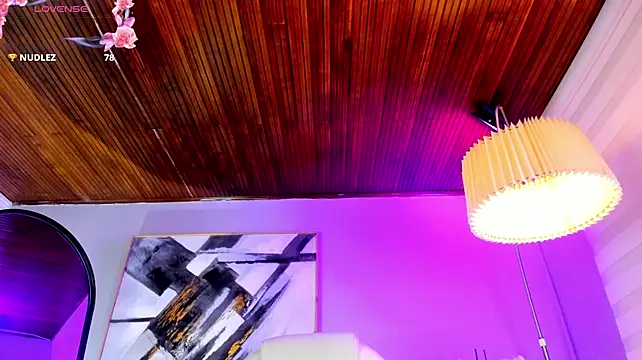 emma_brooks_ stripchat live cam model