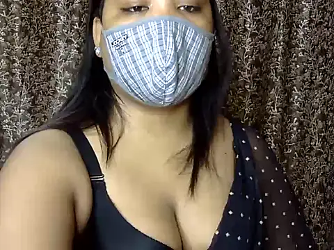 lusty_kalpna stripchat live cam model