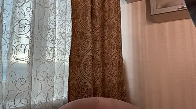 DemetriceYoshimura stripchat live cam model