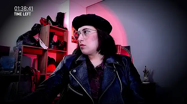 miss_scarlett_sen stripchat live cam model