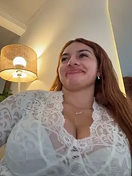 AtheneaRossi stripchat live cam model