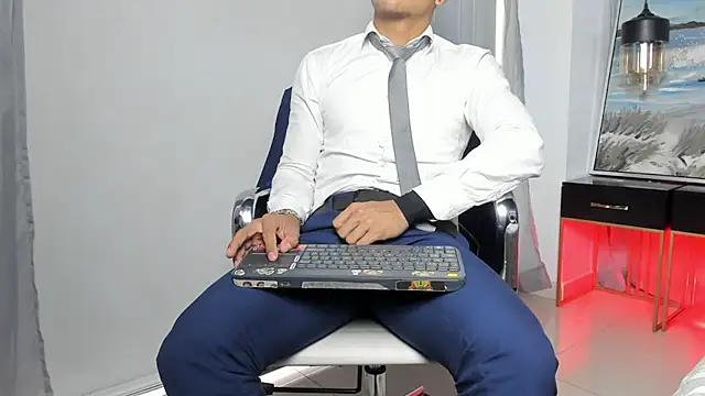 Lucii_fer_ stripchat live cam model