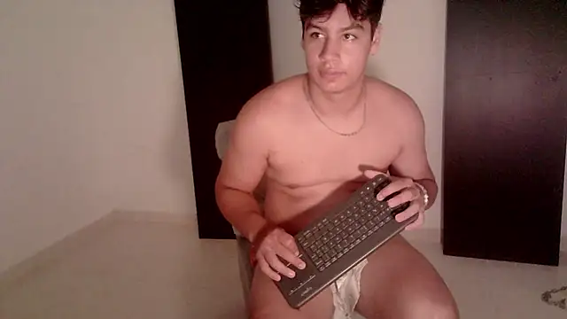 zeus_181 stripchat live cam model