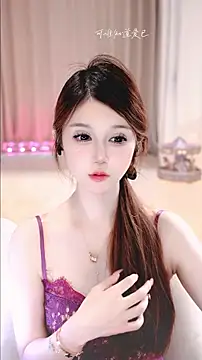 KKEHBYBA stripchat live cam model