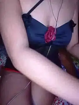Tanishacutie stripchat live cam model
