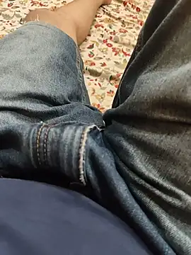 12vxyz stripchat live cam model