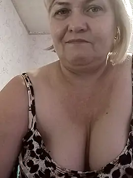 MarisTi stripchat live cam model