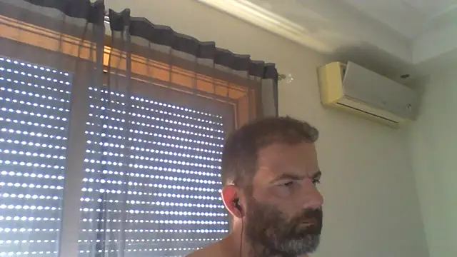 _grj1 stripchat live cam model