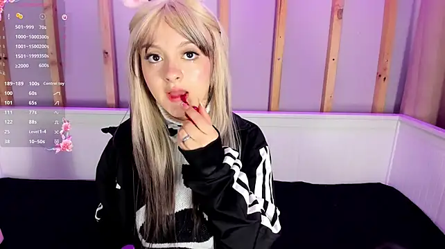 _EmilyRouge_ stripchat live cam model