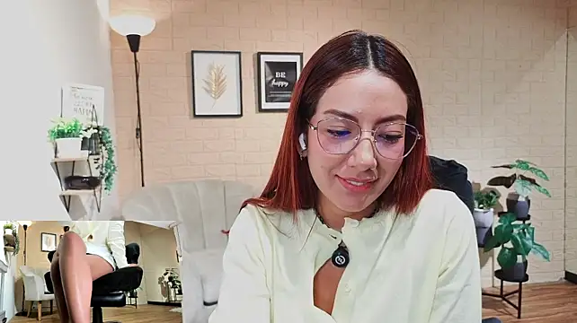 MissOffice_ stripchat live cam model