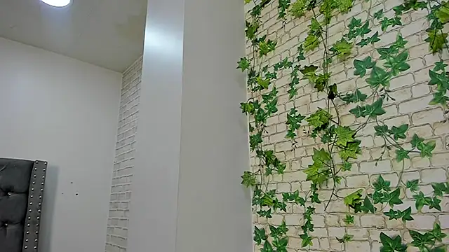 Ellysrose stripchat live cam model