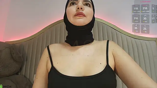 dalilasaadi_ stripchat live cam model