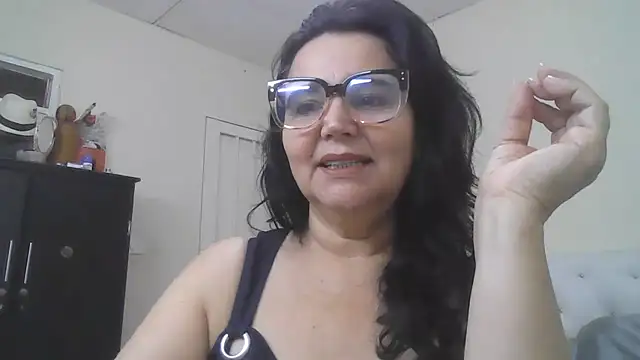 samyjons stripchat live cam model
