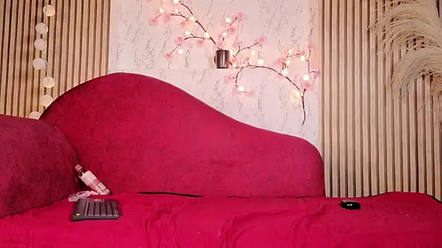Isabella_lt stripchat live cam model