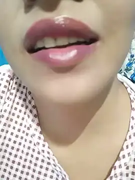 Anki-doll stripchat live cam model