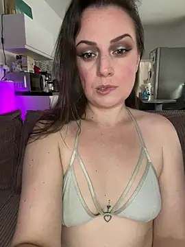 hades4ness stripchat live cam model