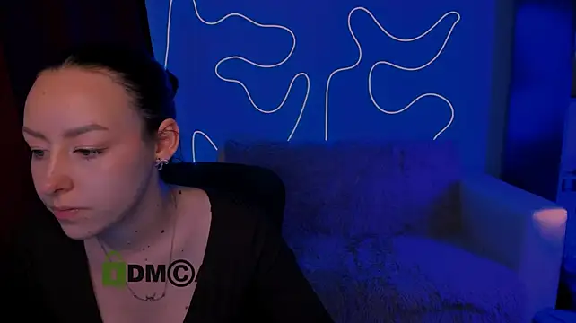 hanna_triss stripchat live cam model