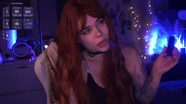 _MiniNika_ stripchat live cam model
