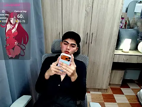 ItsKenny stripchat live cam model