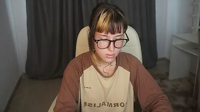 TomikoSword stripchat live cam model