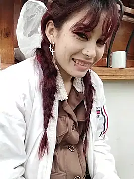 _yuyi stripchat live cam model