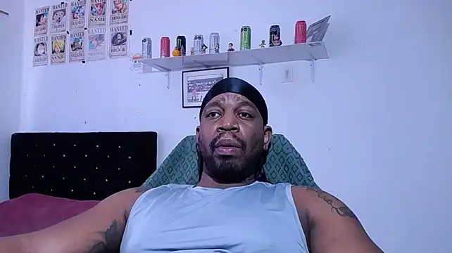 leandrohurtado69 stripchat live cam model