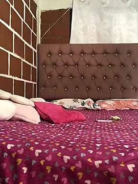 Rachellcooperrr stripchat live cam model