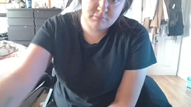 Prill940 stripchat live cam model