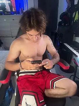 AngelLatinBoy stripchat live cam model