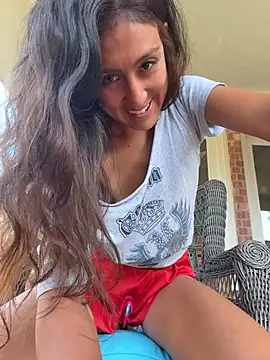 SonnySoless2 stripchat live cam model