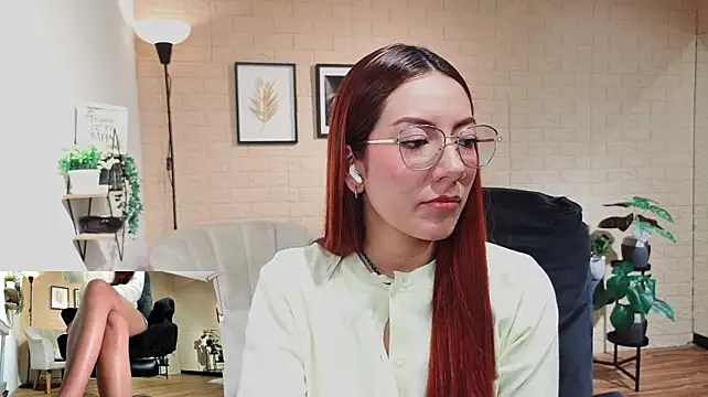 MissOffice_ stripchat live cam model
