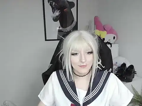 NikaDream stripchat live cam model