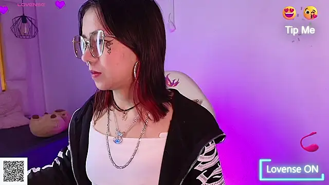 Cuore_kazx stripchat live cam model