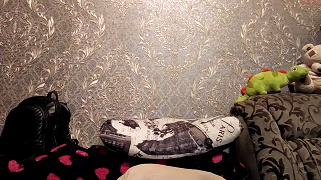 CaraDelevingnee stripchat live cam model