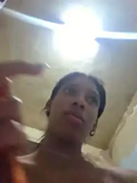exoticcubana stripchat live cam model
